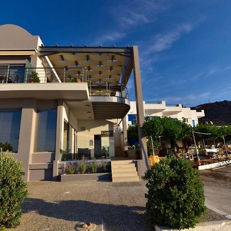 Gonis Grand Luxury Suite Palaiochora Zewnętrze zdjęcie