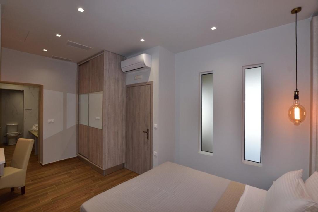 Gonis Grand Luxury Suite Palaiochora Zewnętrze zdjęcie