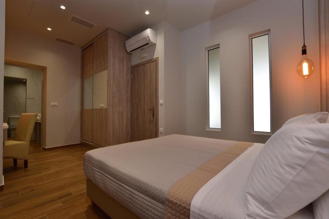 Gonis Grand Luxury Suite Palaiochora Zewnętrze zdjęcie