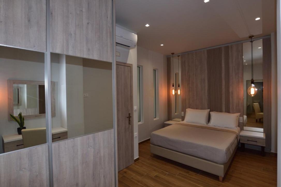 Gonis Grand Luxury Suite Palaiochora Zewnętrze zdjęcie