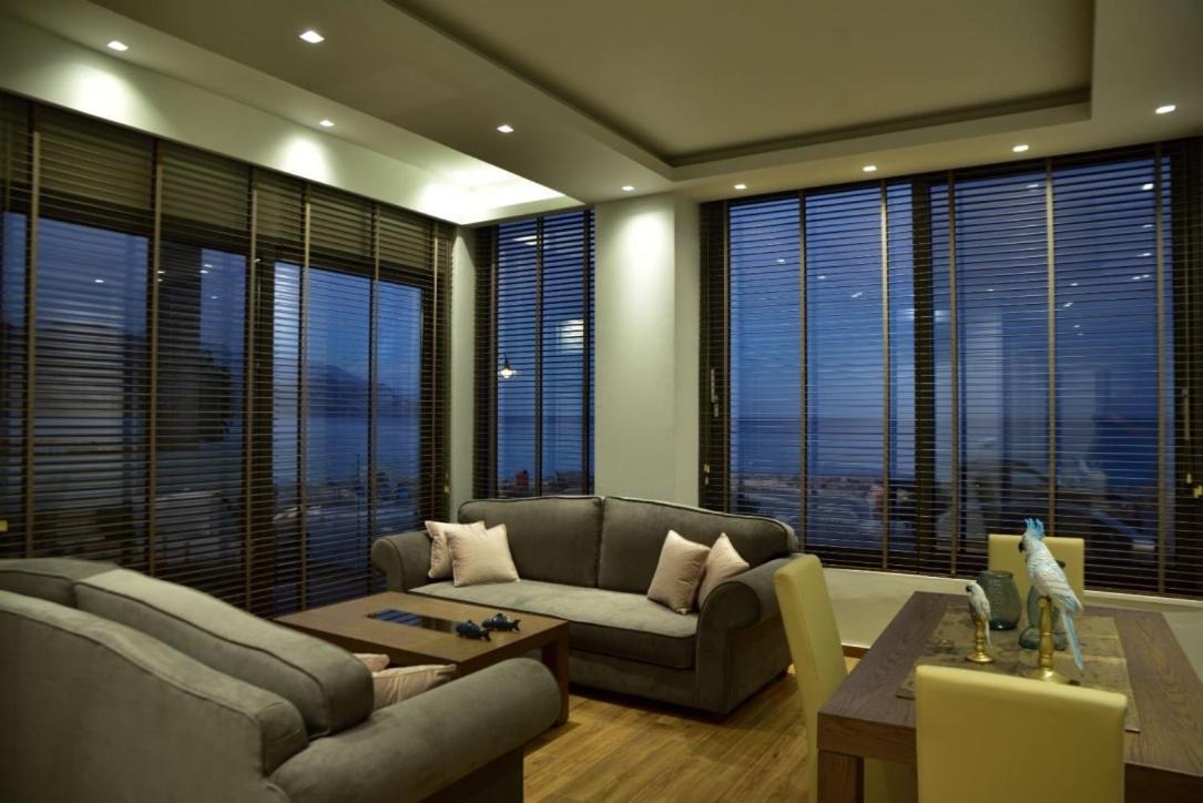 Gonis Grand Luxury Suite Palaiochora Zewnętrze zdjęcie