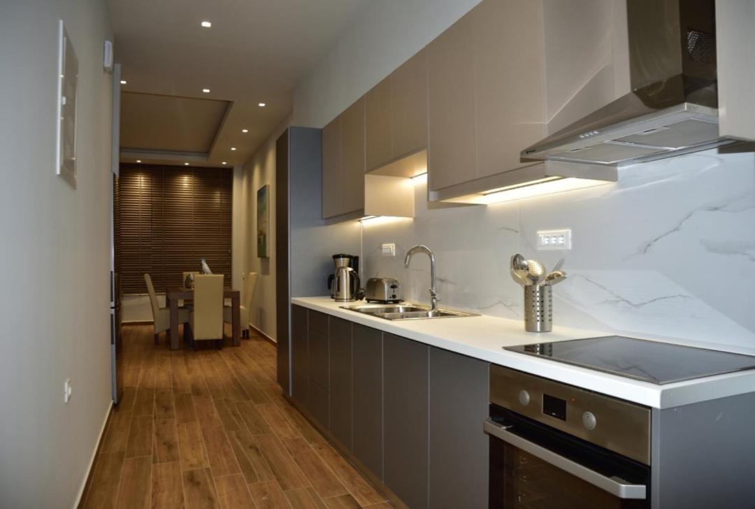 Gonis Grand Luxury Suite Palaiochora Zewnętrze zdjęcie